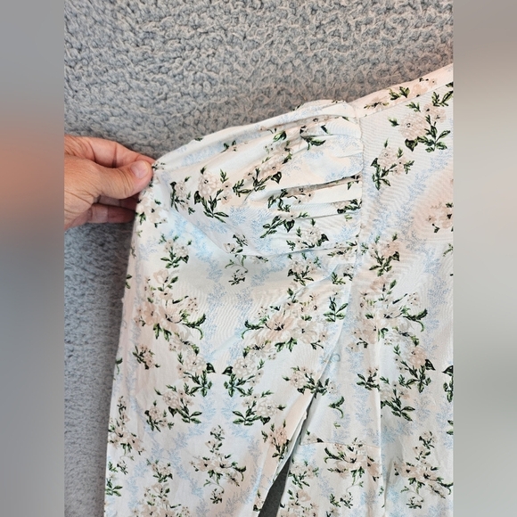 Daniel Bernstein Mini Dress Womens Sz M Floral Dramatic Shoulders Rhinestone - Picture 8 of 13